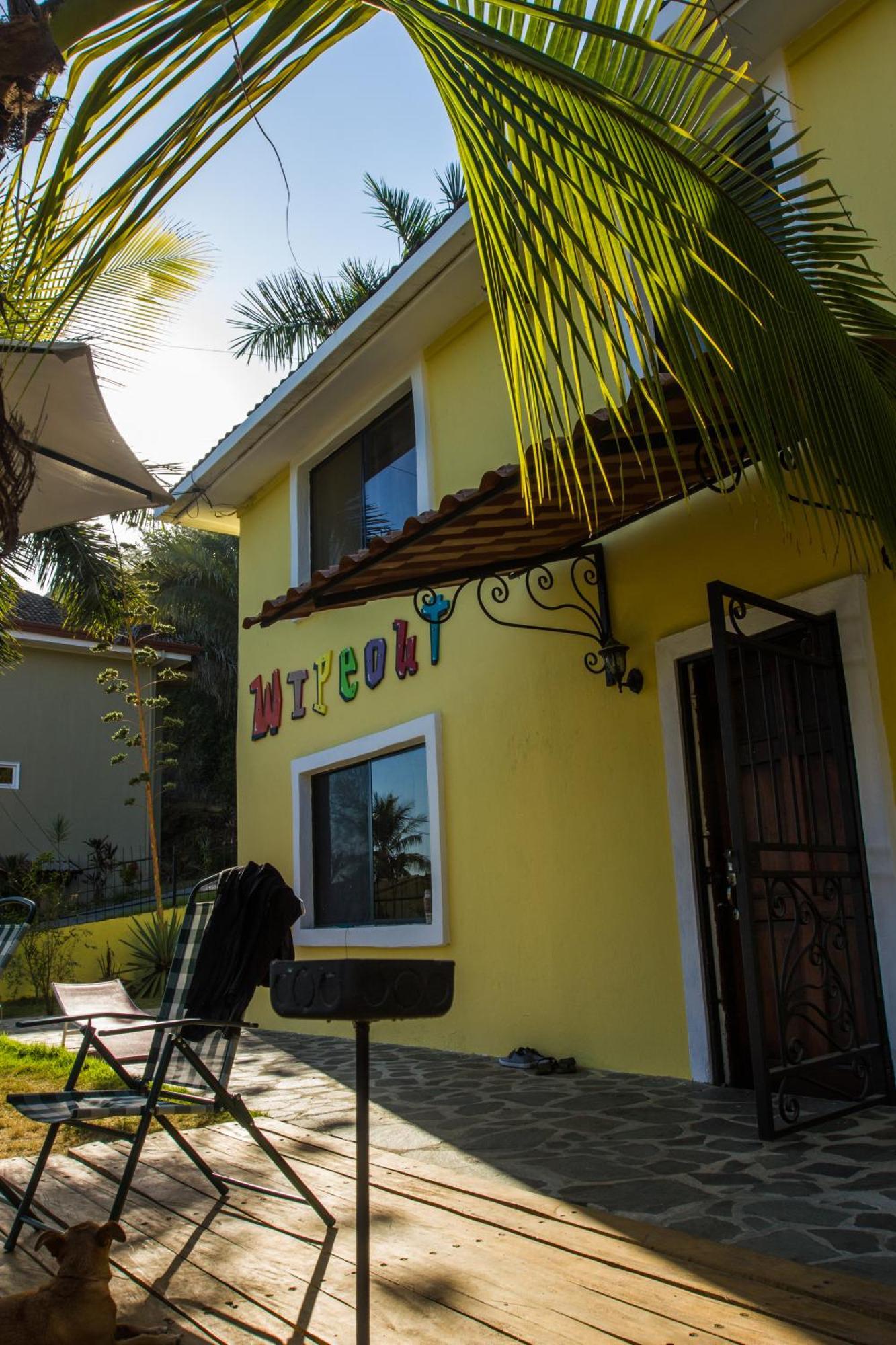 Wipeout Hostel Jacó Kültér fotó